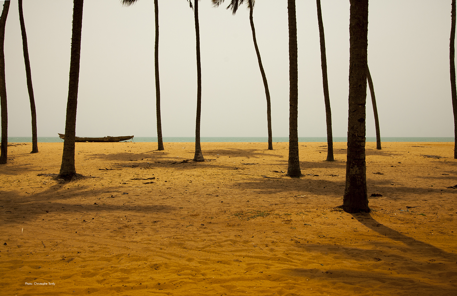 Plage de la route des pêches au Bénin photo Christophe Tardy photographe à Lyon et en région Auvergne Rhône Alpes